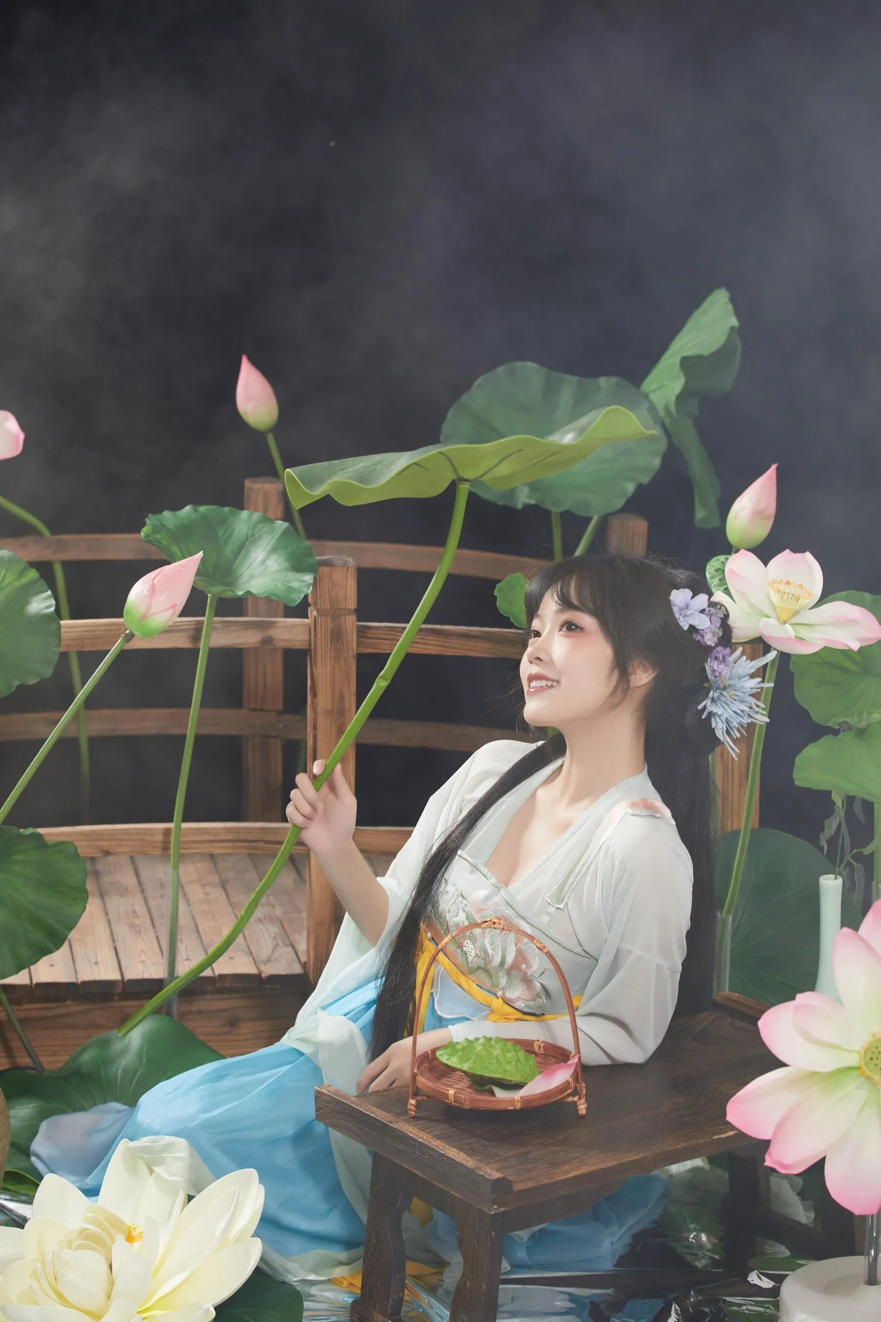 [YITUYU艺图语]2022.09.23 荷塘月色 小薇人儿 [40P]插图3